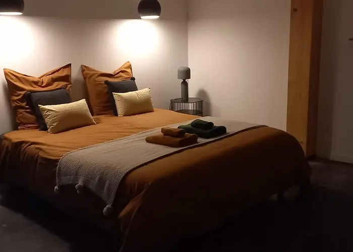 La Metairie Du Clos Saint Louis, 4 Pour 8 Personnes Ferienhaus