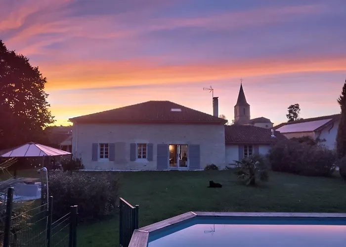 La Metairie Du Clos Saint Louis, 4 Pour 8 Personnes Ferienhaus