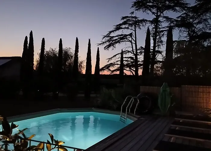 La Metairie Du Clos Saint Louis, 4 Pour 8 Personnes Ferienhaus