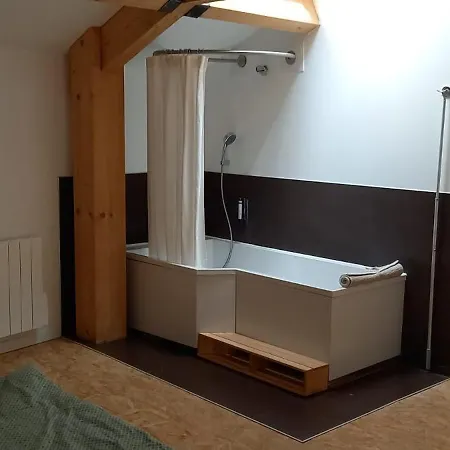 La Metairie Du Clos Saint Louis, 4 Pour 8 Personnes Holiday home Montreal (Gers)