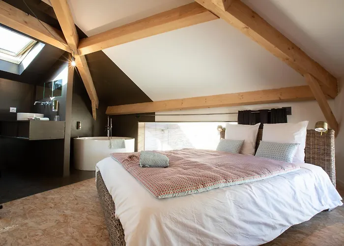 別荘 La Metairie Du Clos Saint Louis, 4 Pour 8 Personnes