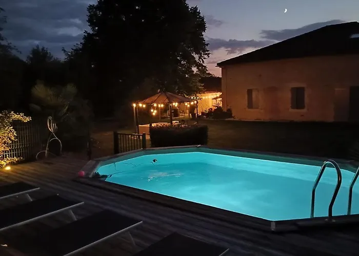 La Metairie Du Clos Saint Louis, 4 Pour 8 Personnes 別荘 *